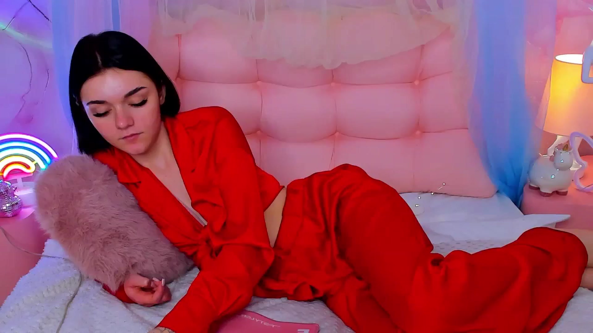 Gallery image thumbnail from MimiWow's myfreecams stream on, 11/23/2025, 10:12 image 10 of 20