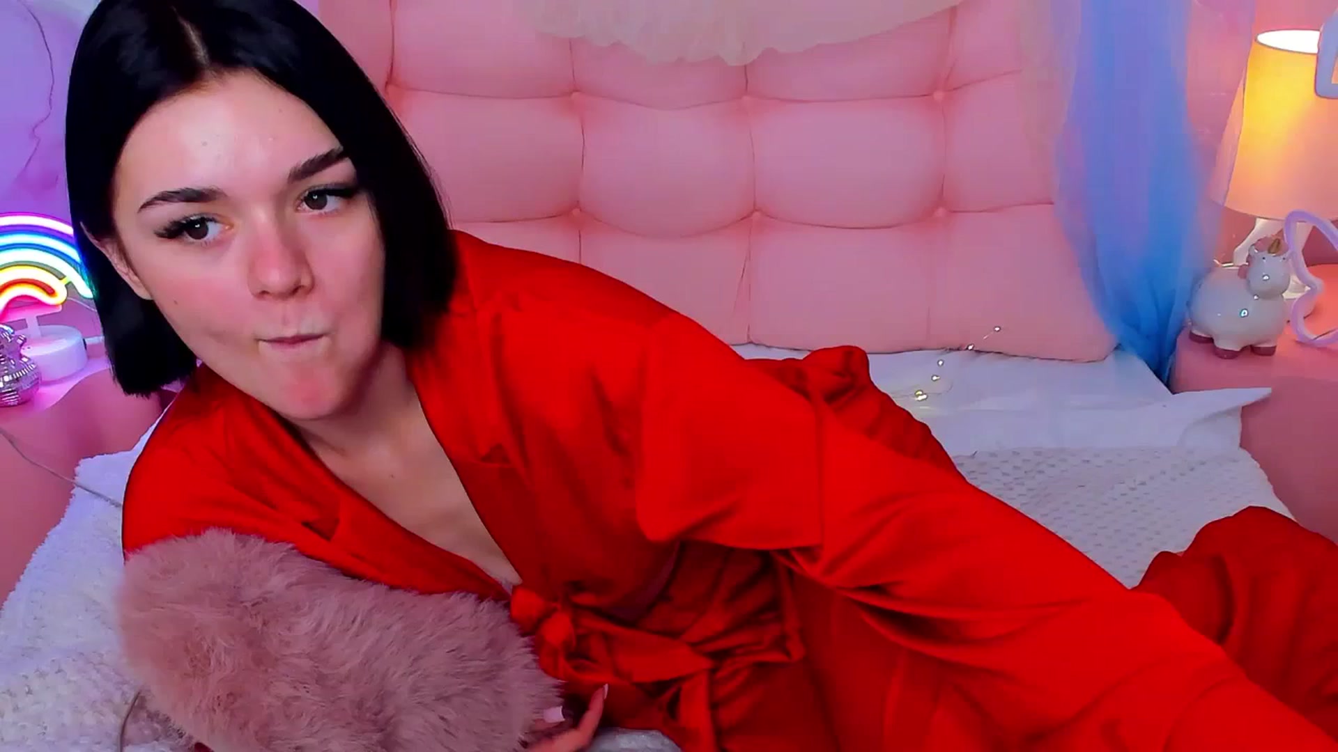 Gallery image thumbnail from MimiWow's myfreecams stream on, 11/23/2025, 10:12 image 7 of 20