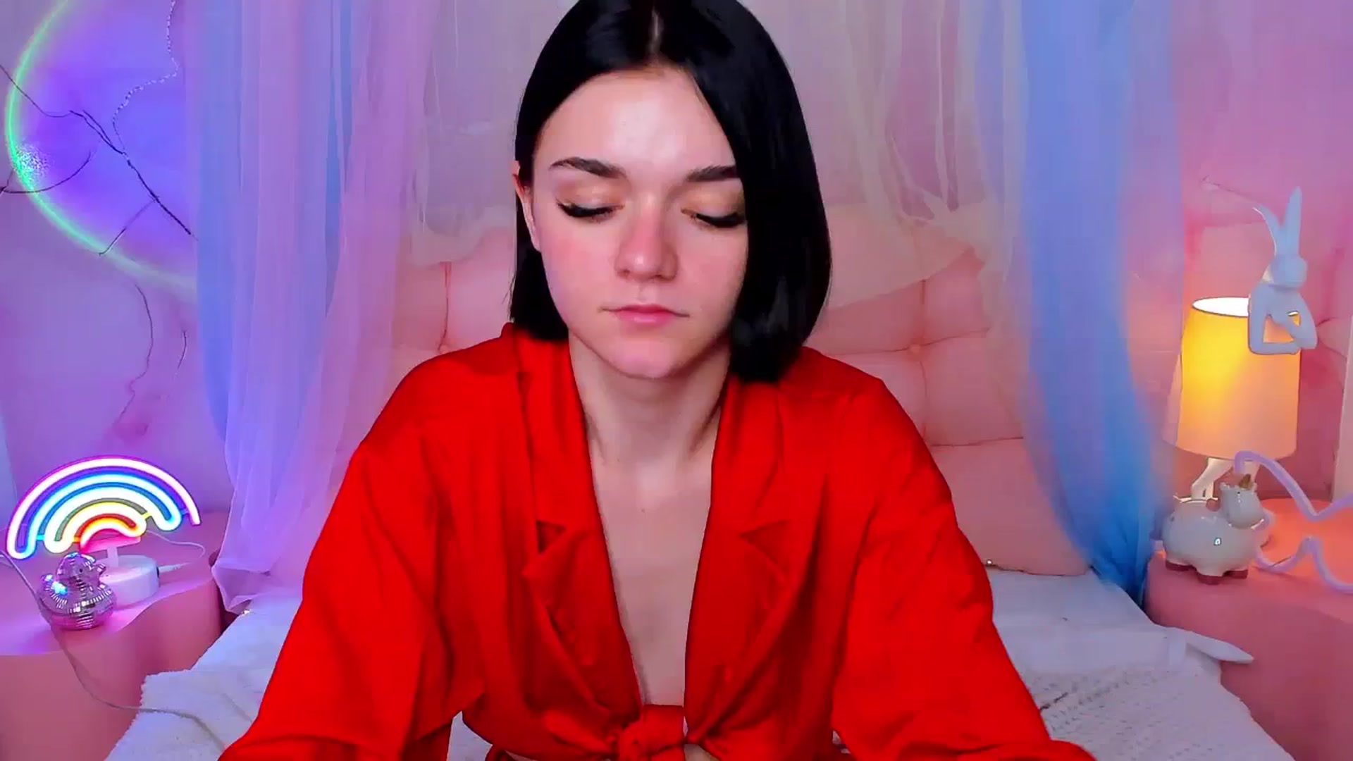 Gallery image thumbnail from MimiWow's myfreecams stream on, 11/23/2025, 11:37 image 18 of 20