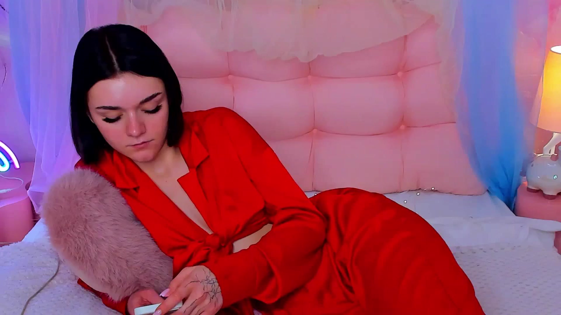 Gallery image thumbnail from MimiWow's myfreecams stream on, 11/23/2025, 12:26 image 6 of 20