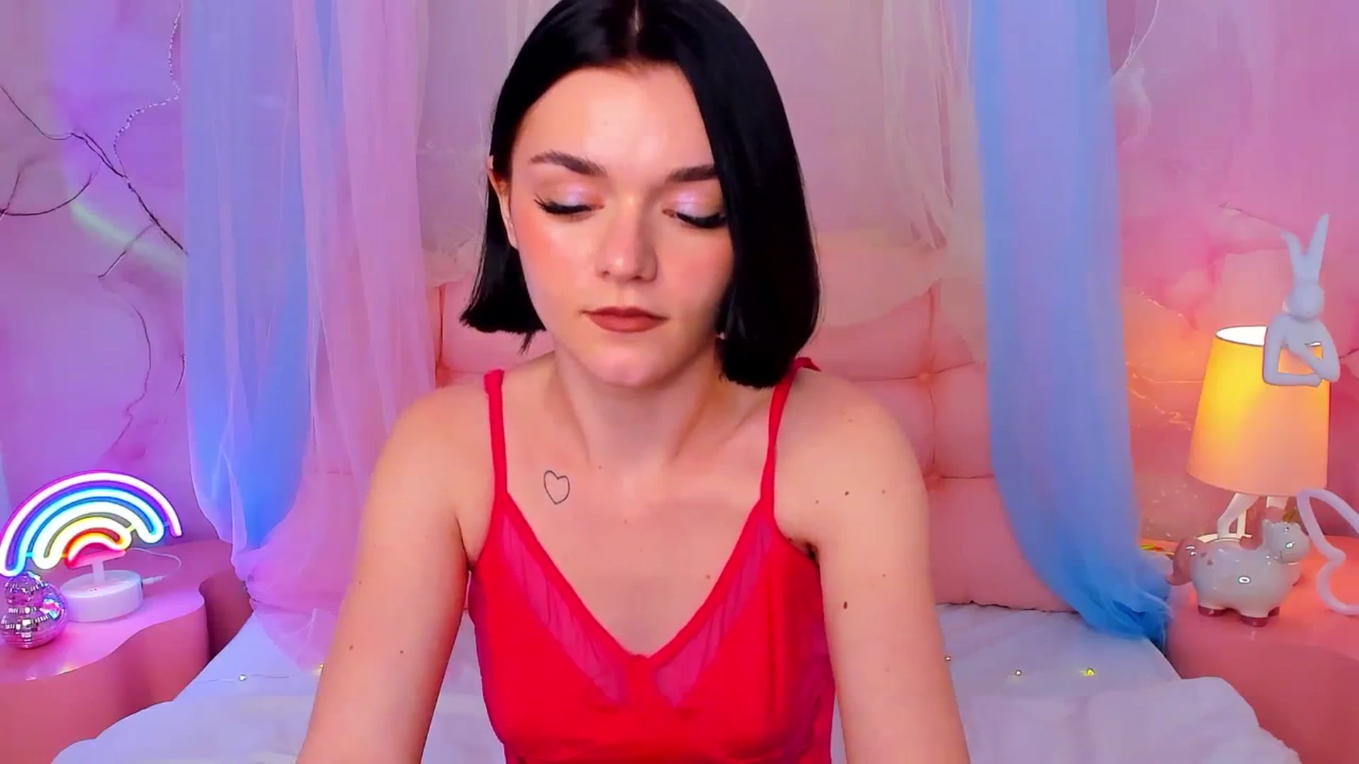 Gallery image thumbnail from MimiWow's myfreecams stream on, 11/24/2025, 15:06 image 8 of 20