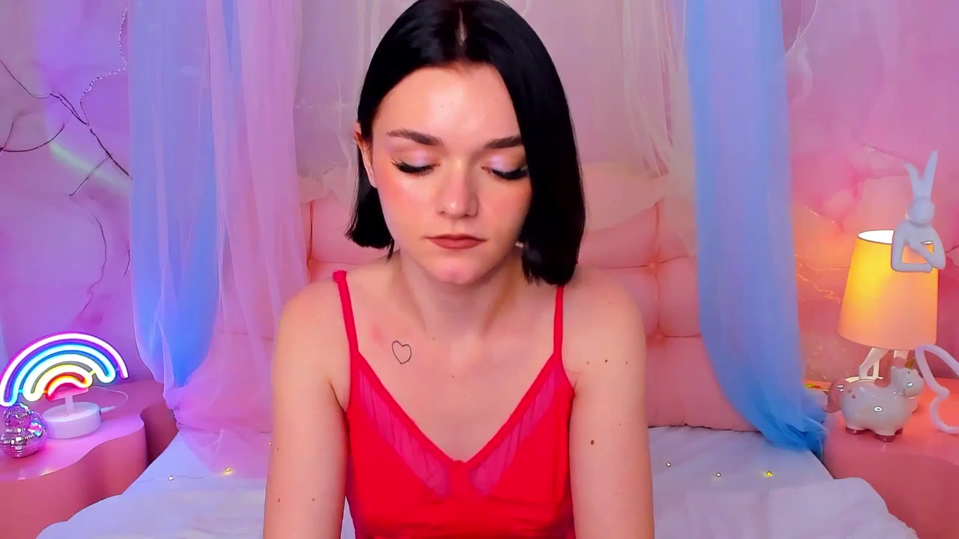 Gallery image thumbnail from MimiWow's myfreecams stream on, 11/24/2025, 15:06 image 13 of 20
