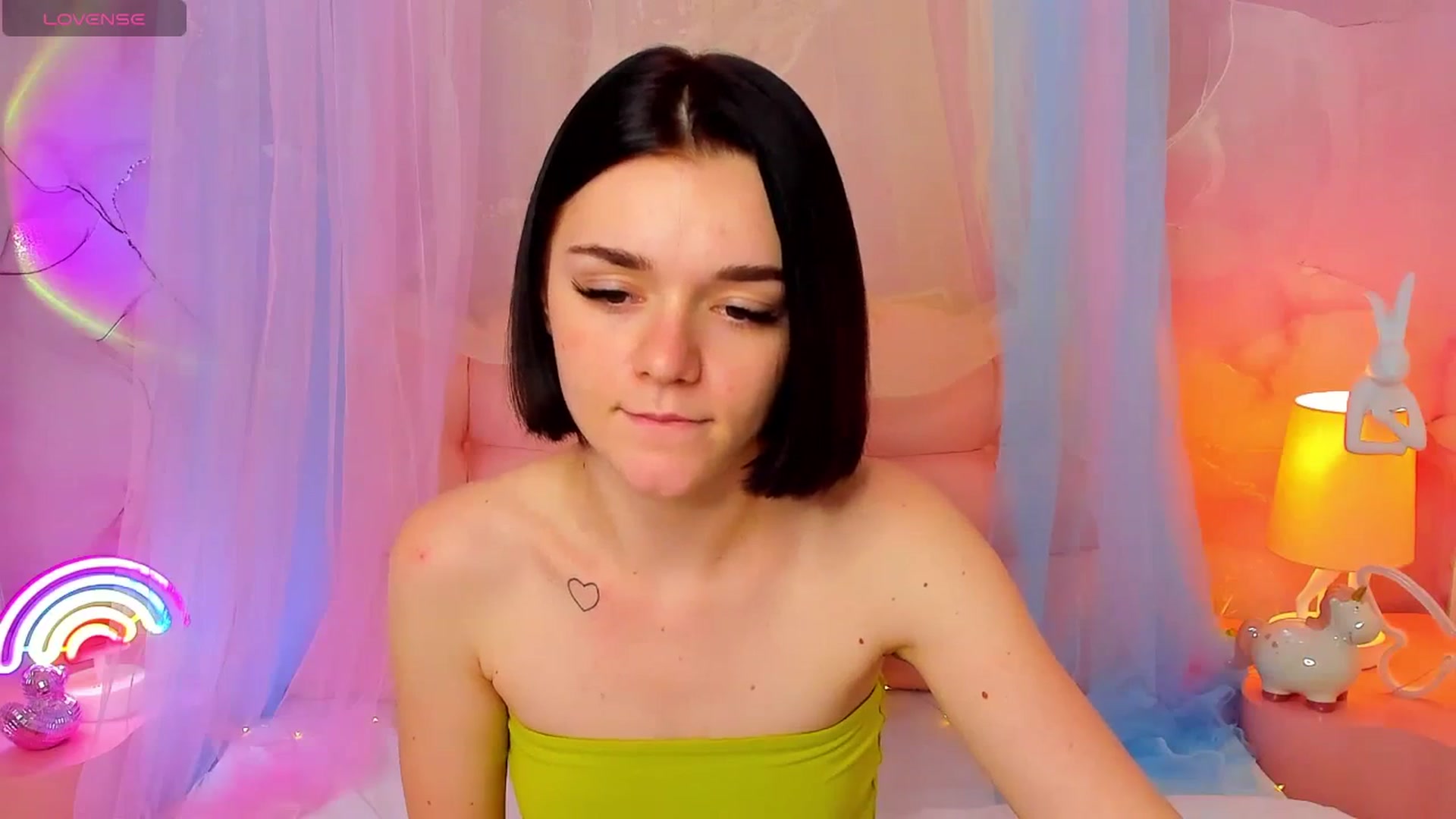 Gallery image thumbnail from MimiWow's myfreecams stream on, 11/30/2025, 10:59 image 3 of 20