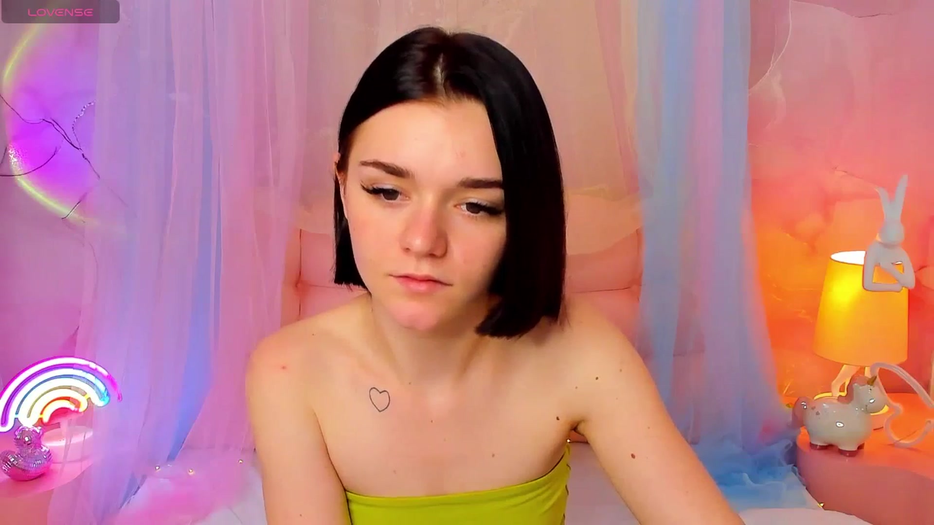 Gallery image thumbnail from MimiWow's myfreecams stream on, 11/30/2025, 10:59 image 18 of 20