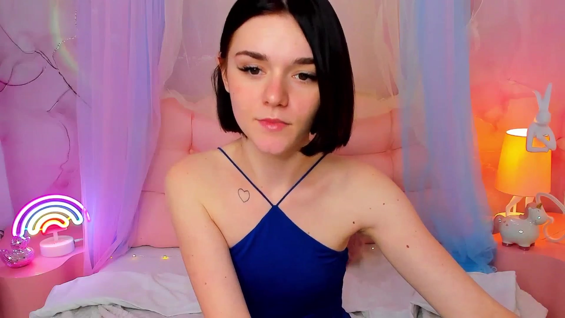 Gallery image thumbnail from MimiWow's myfreecams stream on, 12/01/2025, 14:46 image 14 of 20