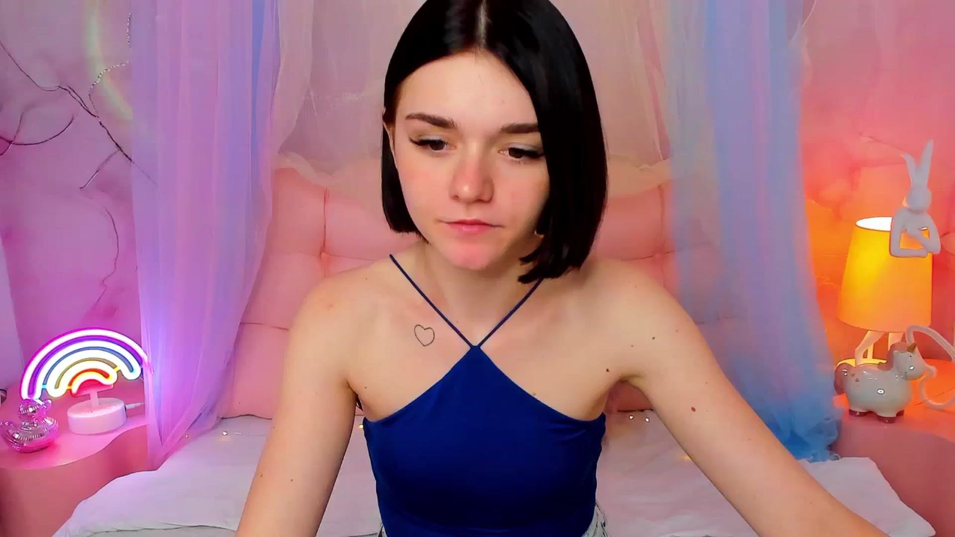 Gallery image thumbnail from MimiWow's myfreecams stream on, 12/01/2025, 14:46 image 3 of 20