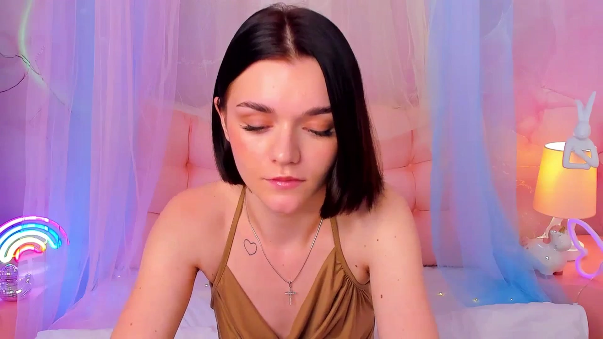 Gallery image thumbnail from MimiWow's myfreecams stream on, 12/07/2025, 09:34 image 10 of 20