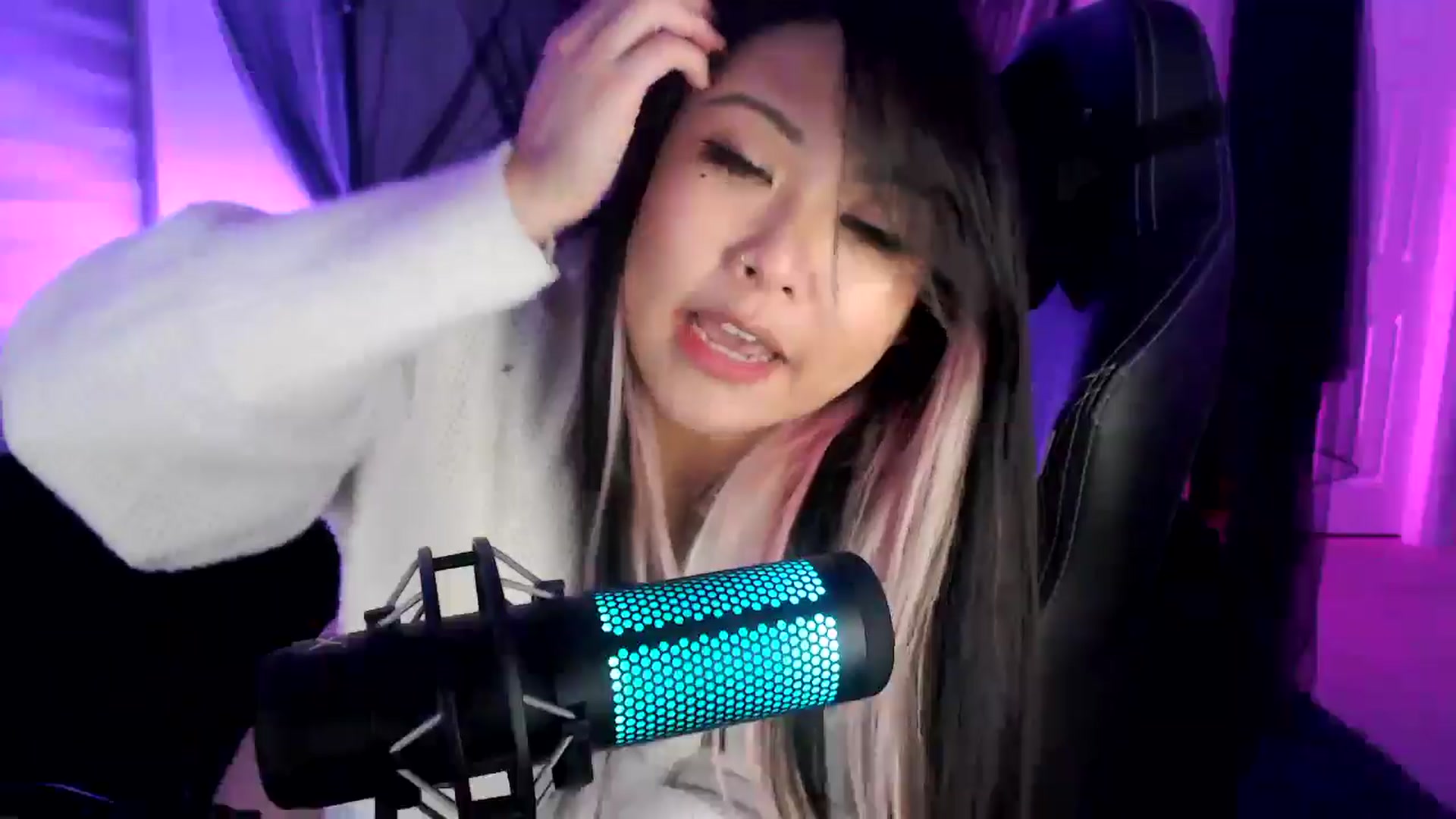 Gallery image thumbnail from Mimiestkitty's myfreecams stream on, 11/01/2024, 16:06 image 8 of 20