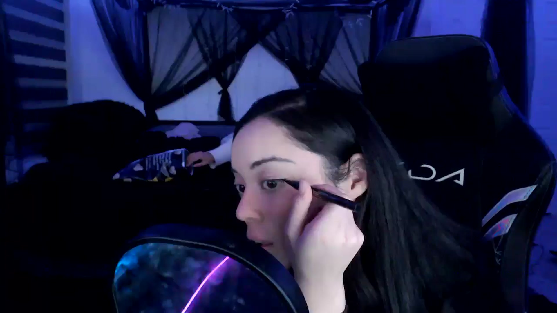 Gallery image thumbnail from Mimiestkitty's myfreecams stream on, 12/25/2024, 12:04 image 19 of 20