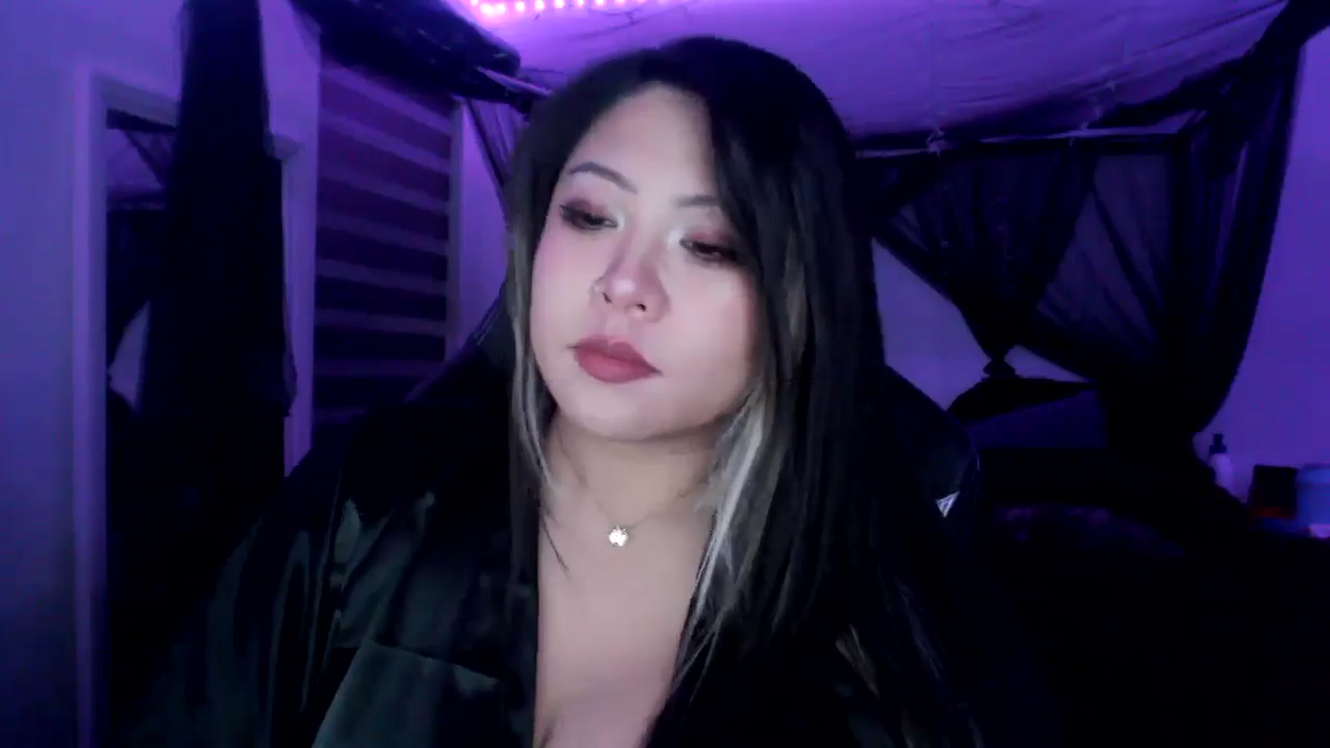 Gallery image thumbnail from Mimiestkitty's myfreecams stream on, 01/18/2025, 07:46 image 8 of 20