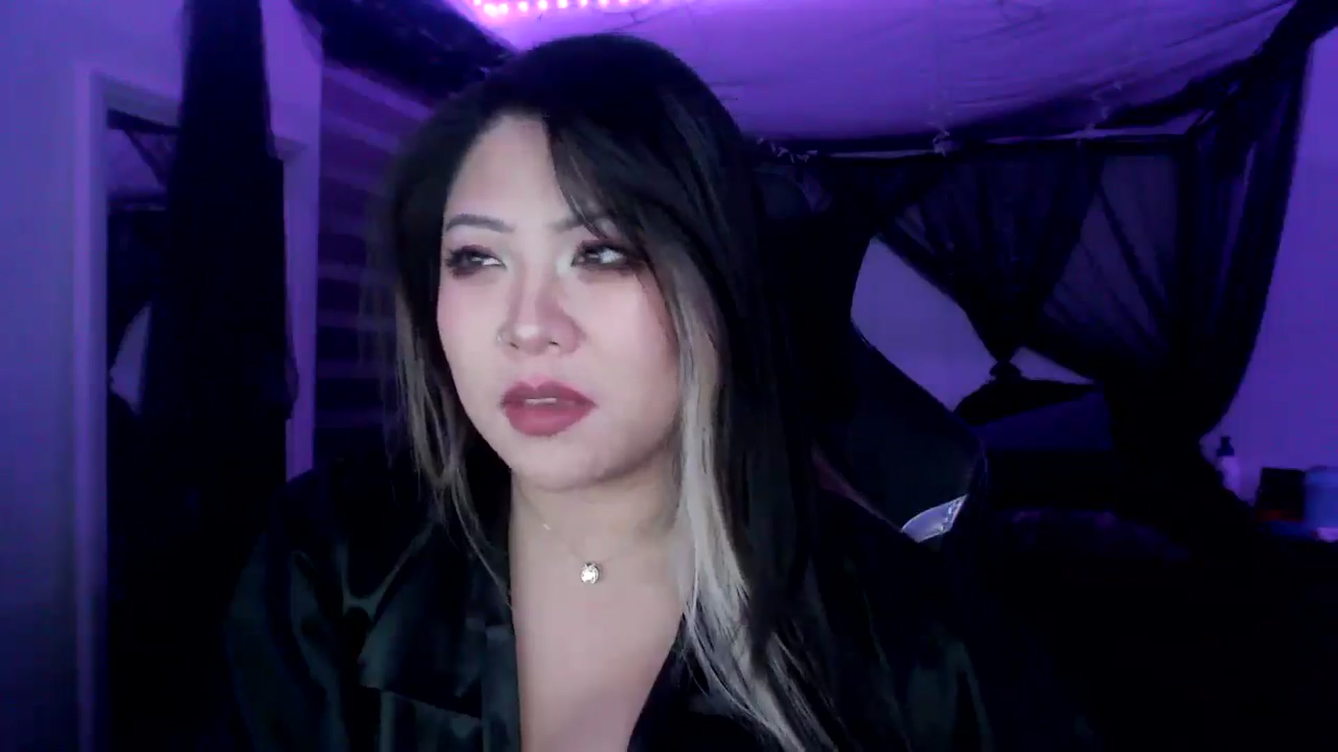 Gallery image thumbnail from Mimiestkitty's myfreecams stream on, 01/18/2025, 07:46 image 15 of 20
