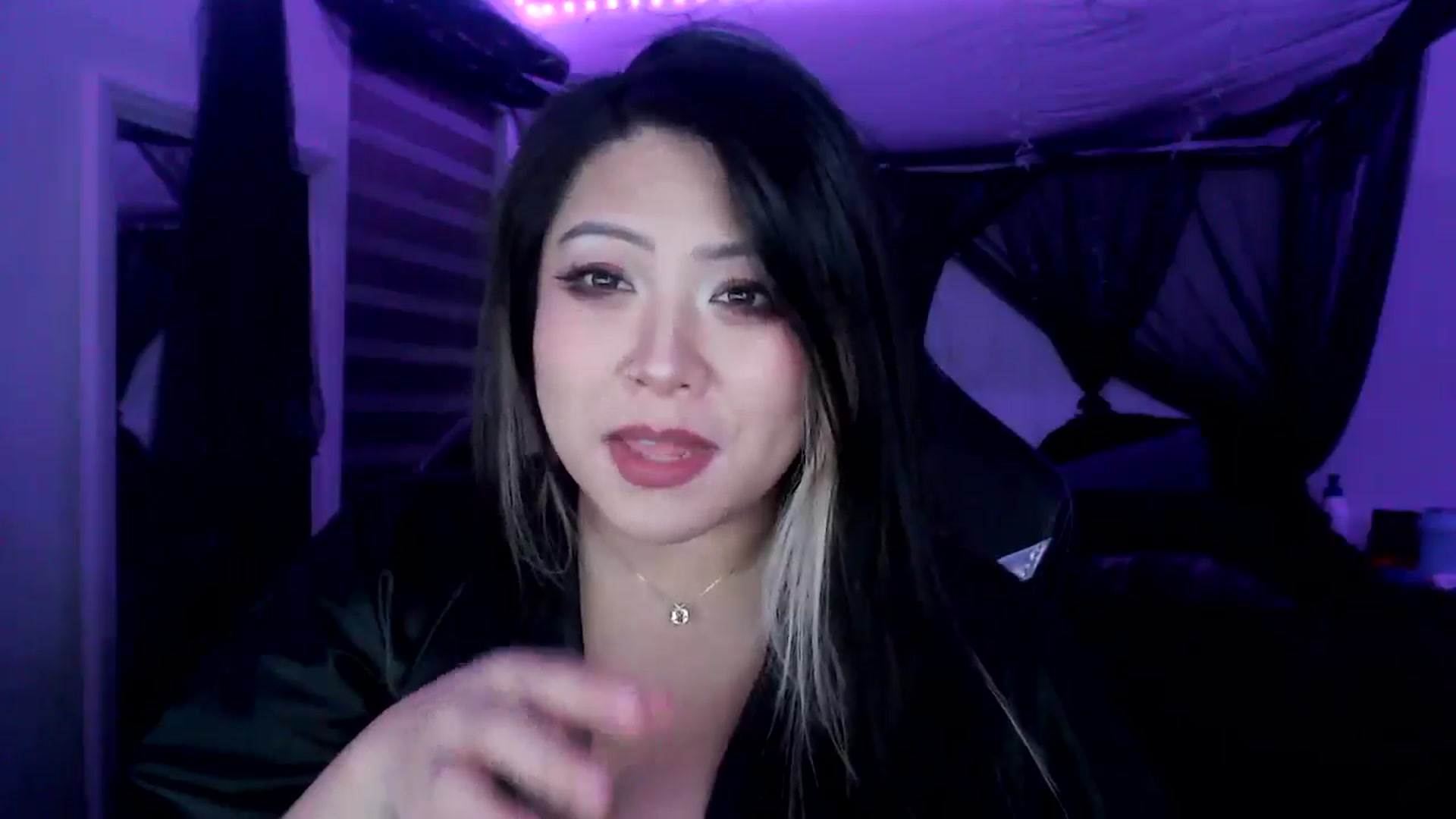 Gallery image thumbnail from Mimiestkitty's myfreecams stream on, 01/18/2025, 07:46 image 10 of 20