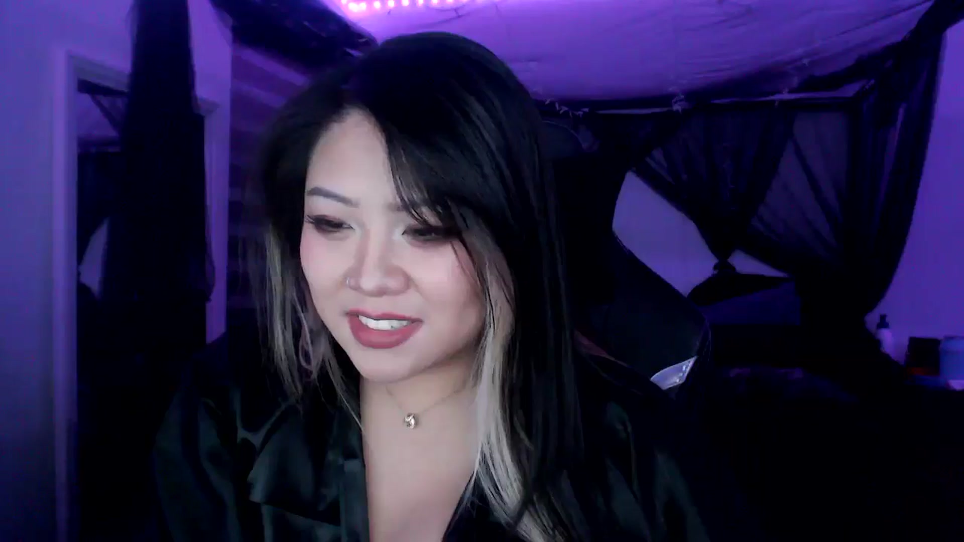 Gallery image thumbnail from Mimiestkitty's myfreecams stream on, 01/18/2025, 07:46 image 17 of 20
