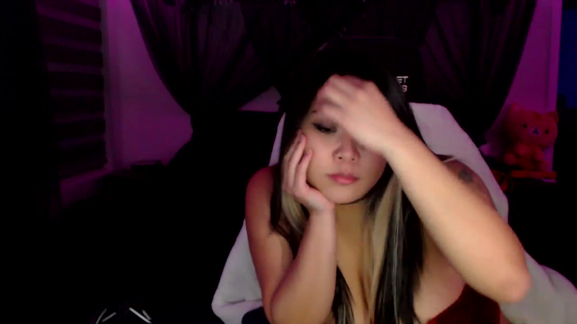 Gallery image thumbnail from Mimiestkitty's myfreecams stream on, 02/15/2025, 12:44 image 8 of 20