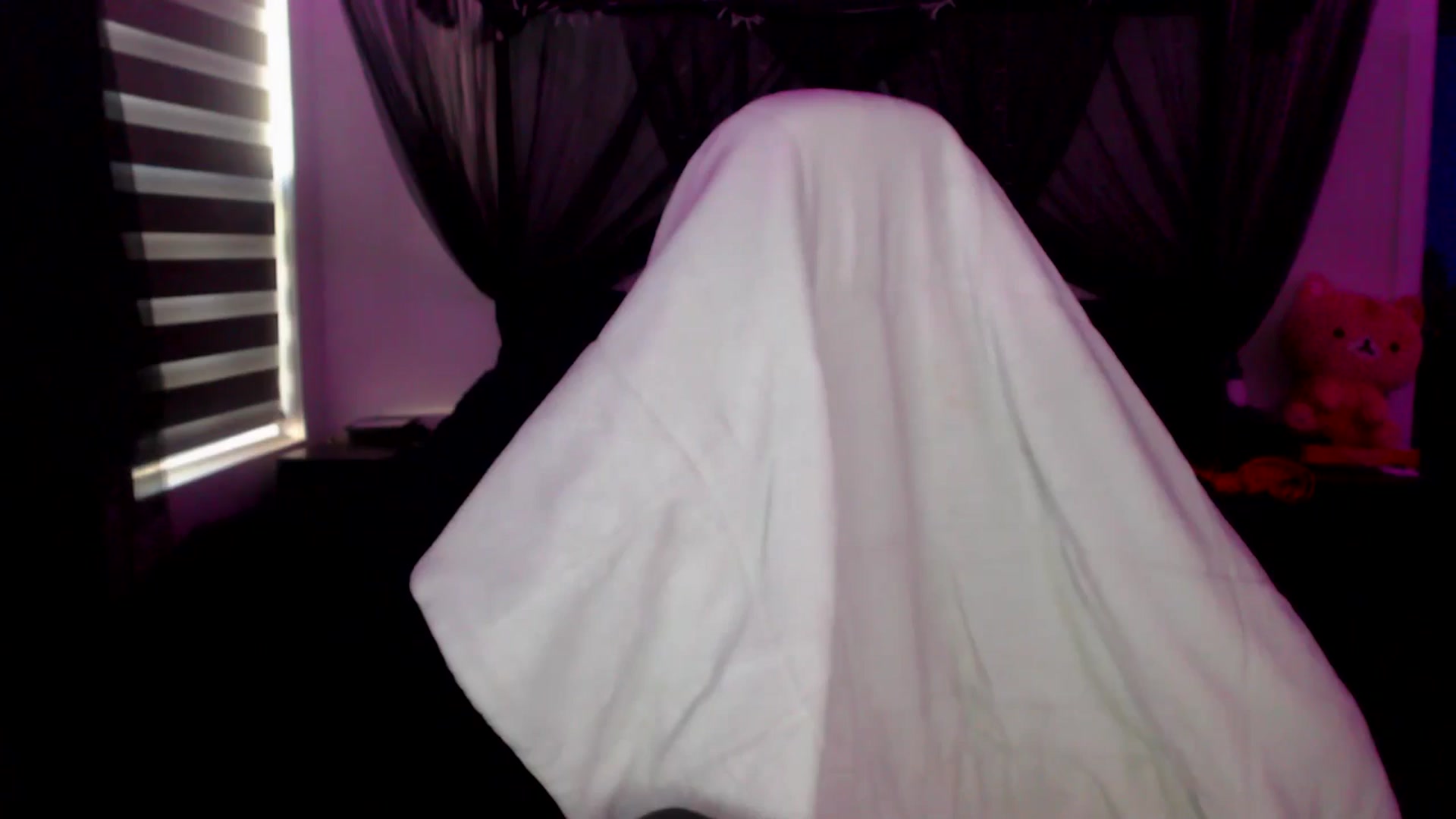 Gallery image thumbnail from Mimiestkitty's myfreecams stream on, 02/15/2025, 18:31 image 9 of 20