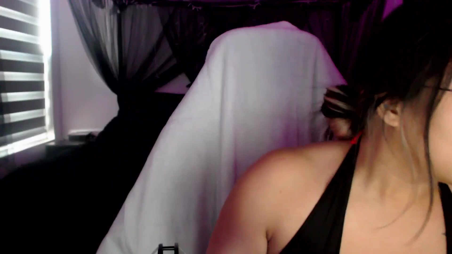Gallery image thumbnail from Mimiestkitty's myfreecams stream on, 02/15/2025, 19:43 image 7 of 20