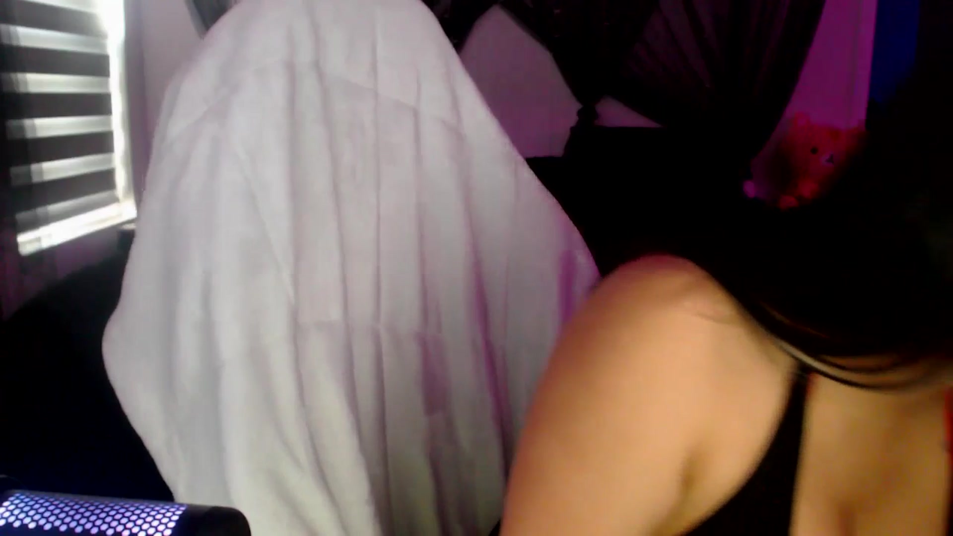 Gallery image thumbnail from Mimiestkitty's myfreecams stream on, 02/15/2025, 20:54 image 7 of 20