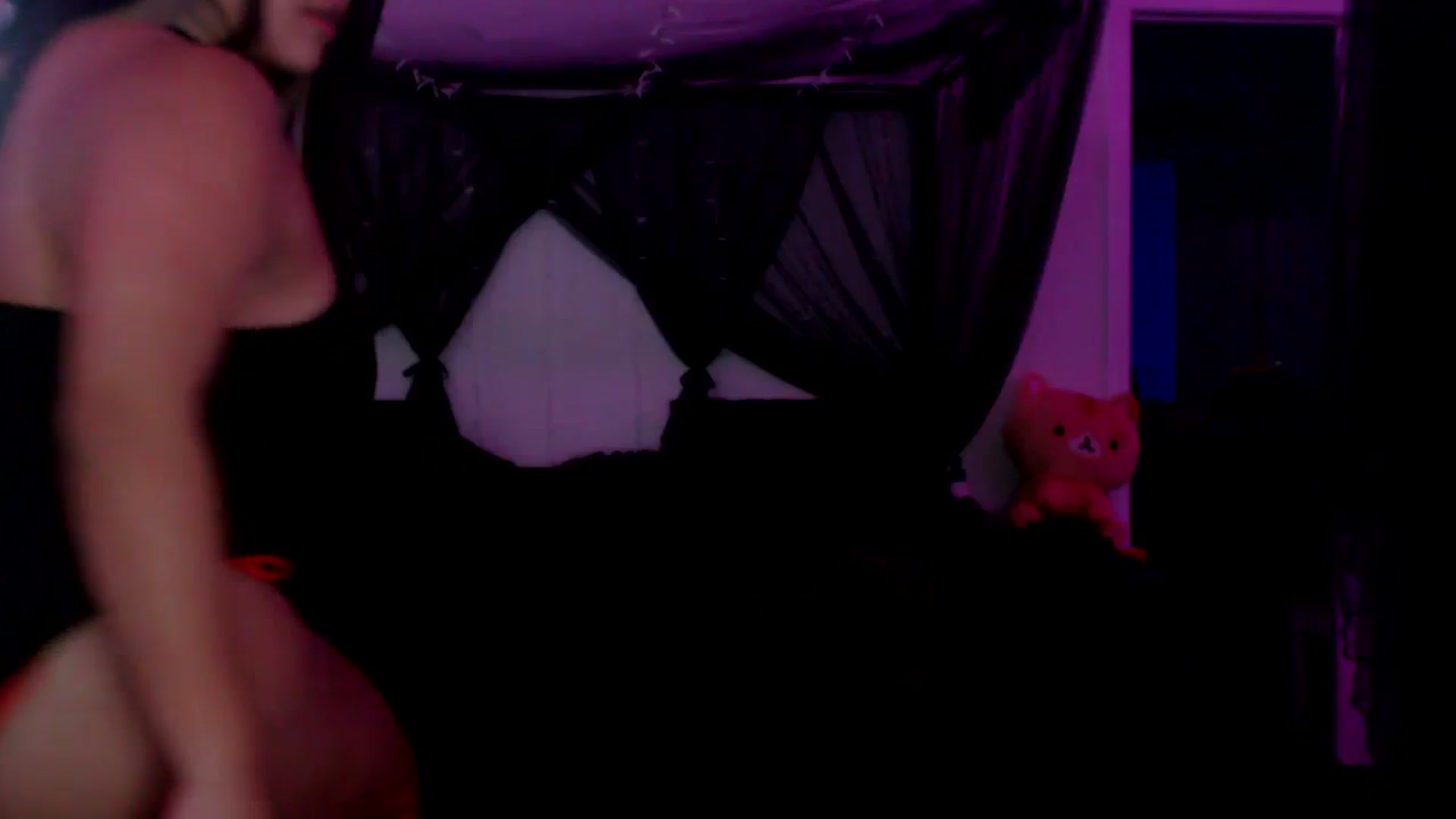 Gallery image thumbnail from Mimiestkitty's myfreecams stream on, 02/15/2025, 20:54 image 13 of 20