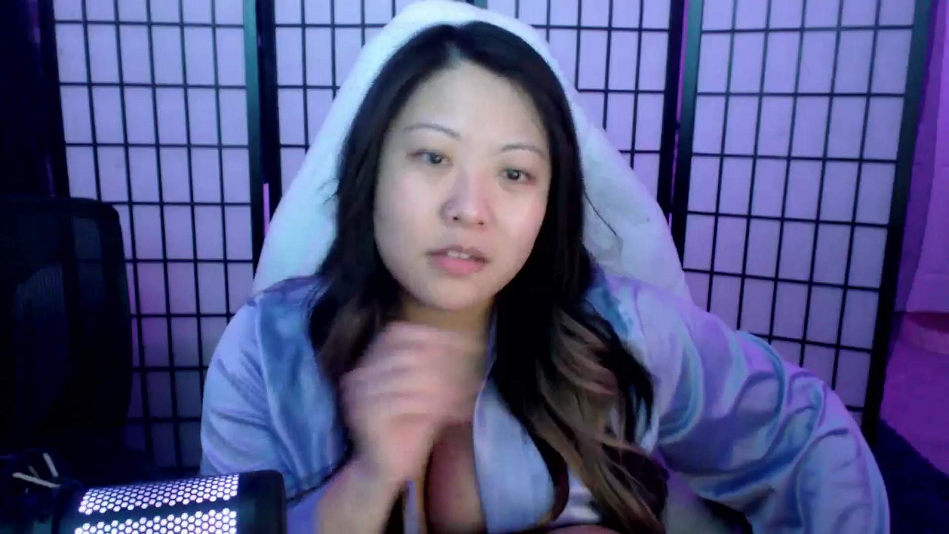 Gallery image thumbnail from Mimiestkitty's myfreecams stream on, 08/19/2025, 09:55 image 15 of 20