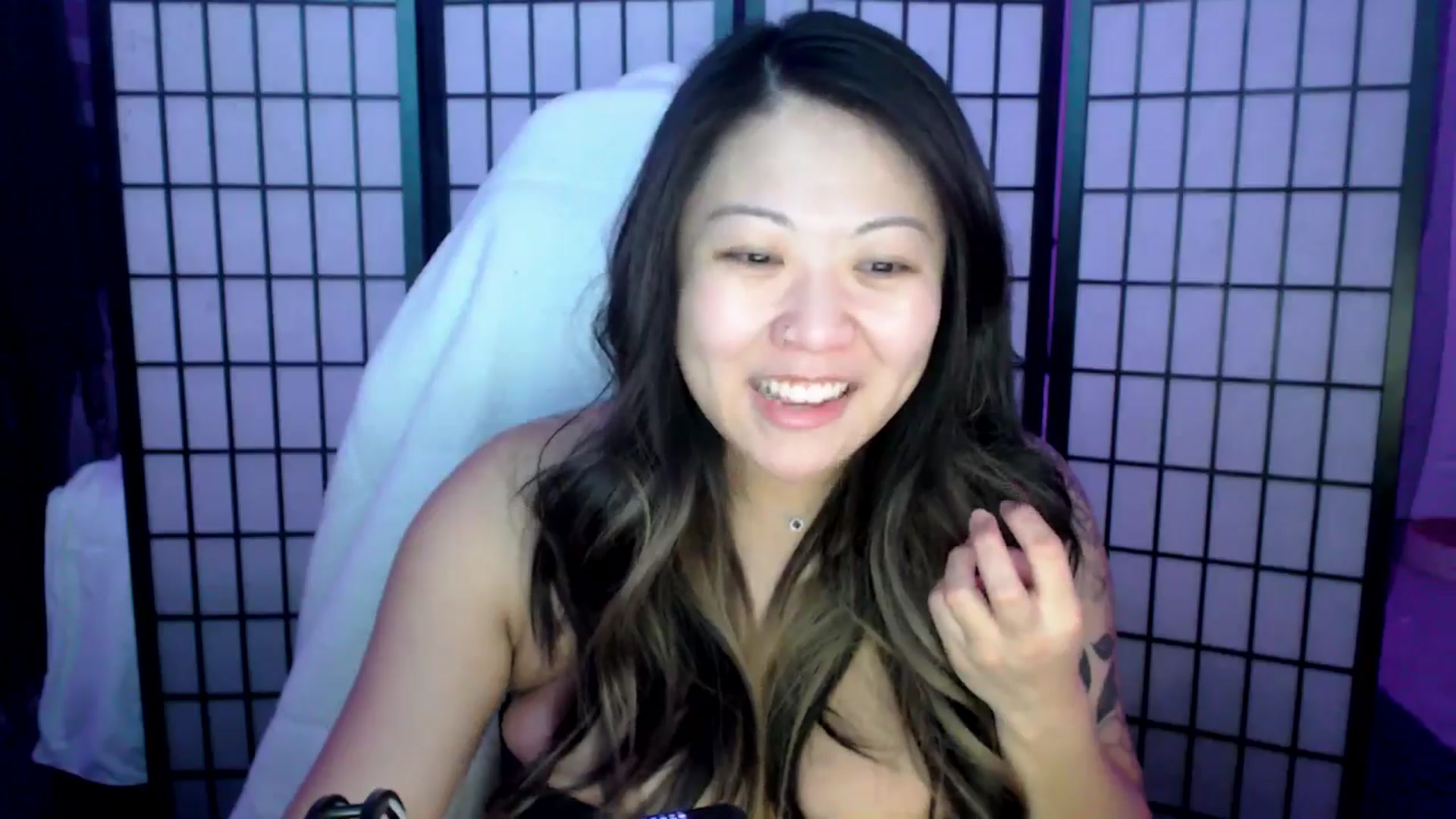 Gallery image thumbnail from Mimiestkitty's myfreecams stream on, 08/19/2025, 09:55 image 10 of 20