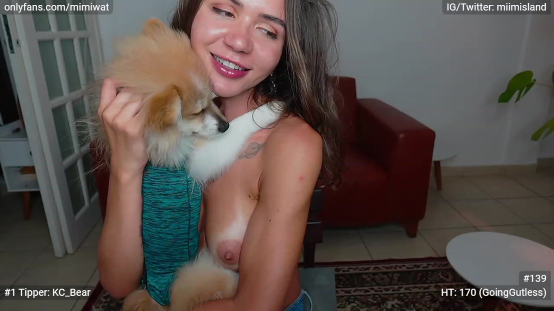 Gallery image thumbnail from Mimiwat's myfreecams stream on, 12/02/2022, 03:35 image 17 of 20