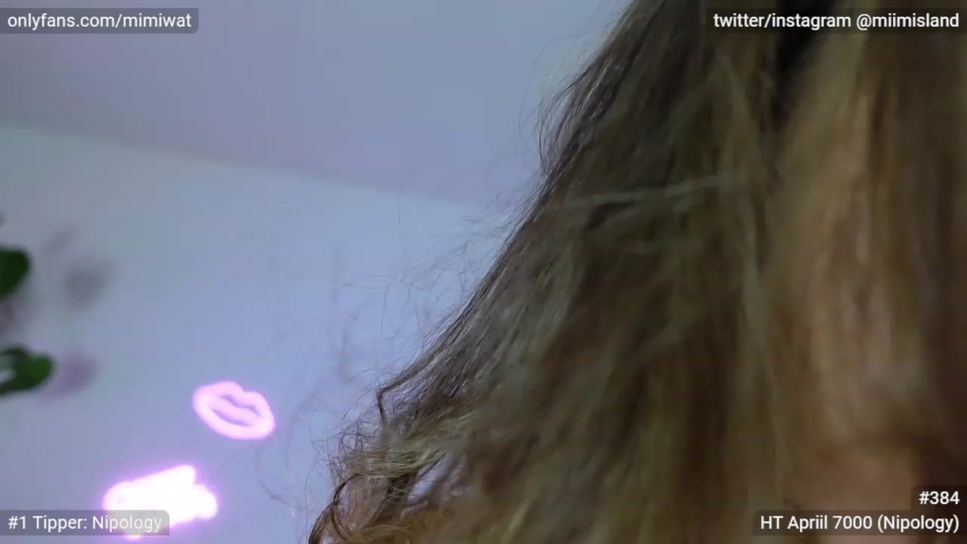 Gallery image thumbnail from Mimiwat's myfreecams stream on, 04/18/2023, 02:30 image 14 of 20