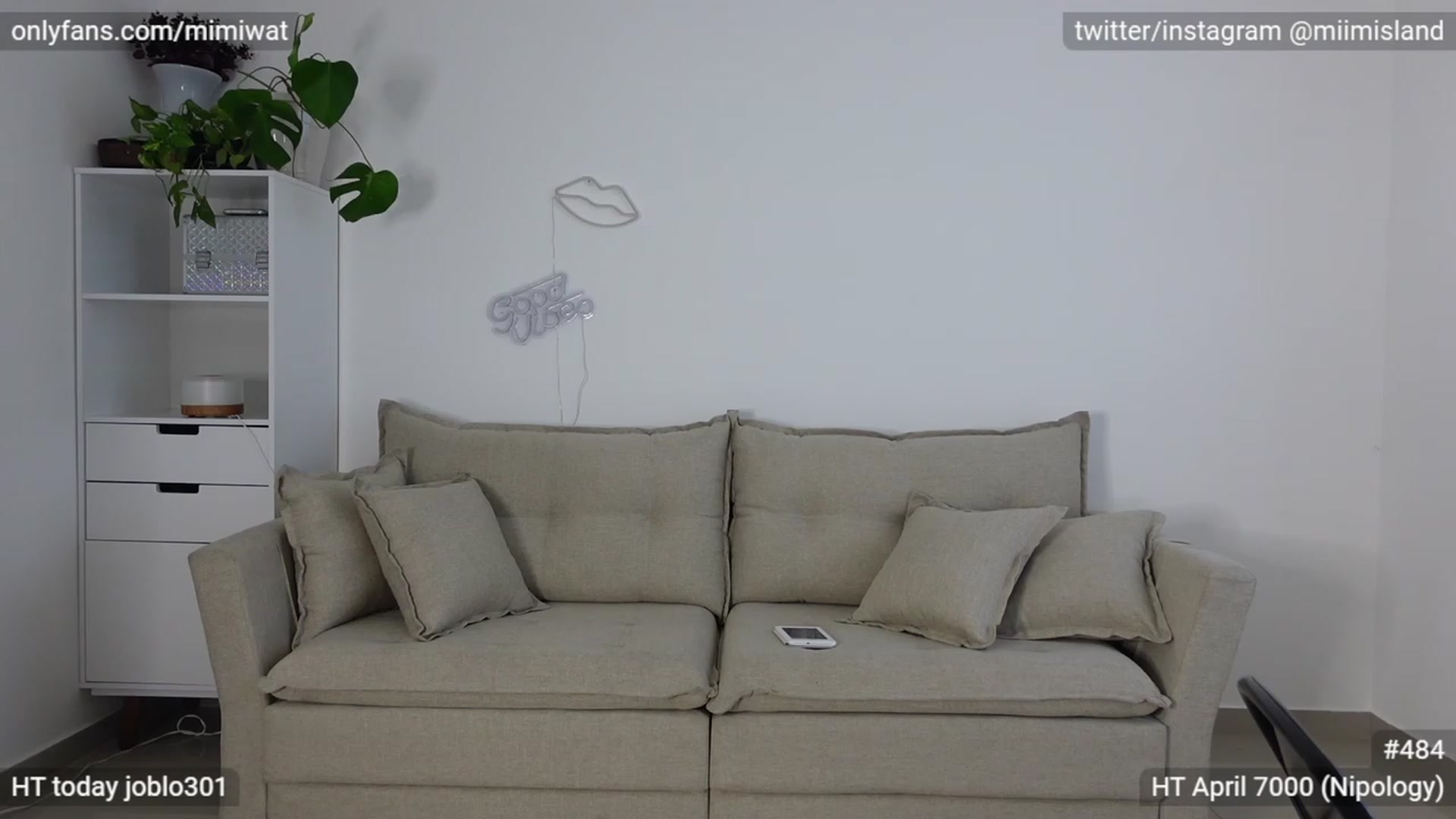 Gallery image thumbnail from Mimiwat's myfreecams stream on, 04/23/2023, 20:34 image 10 of 20