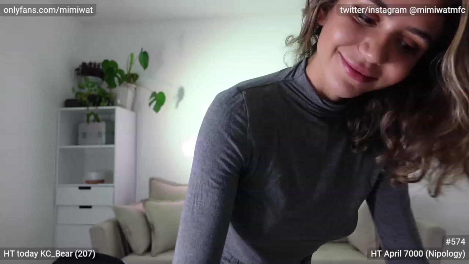Gallery image thumbnail from Mimiwat's myfreecams stream on, 04/29/2023, 04:03 image 7 of 20