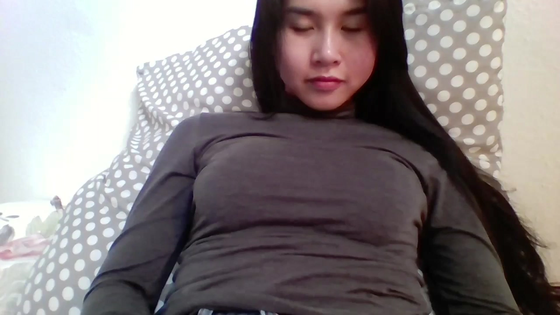Gallery image thumbnail from Mimowet's myfreecams stream on, 01/11/2024, 13:31 image 3 of 20