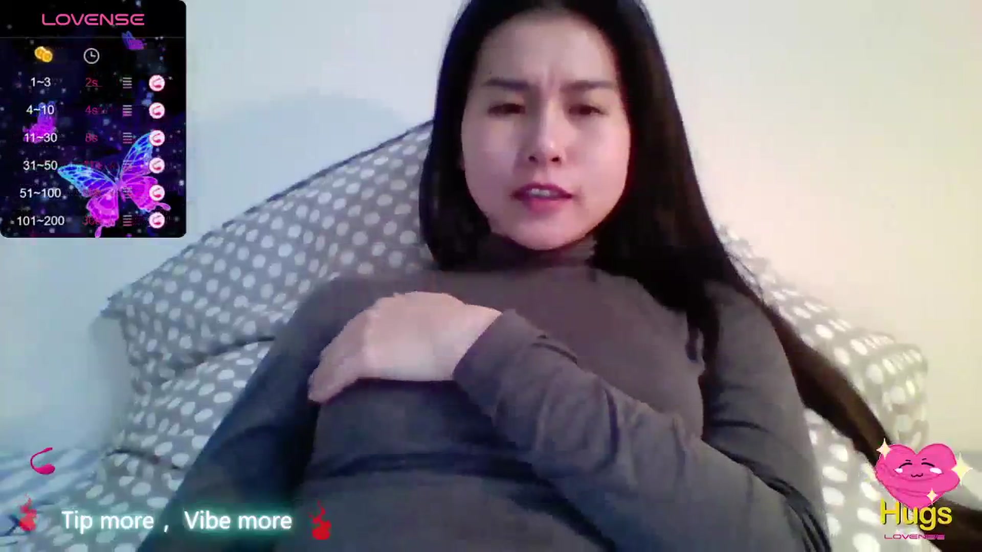 Gallery image thumbnail from Mimowet's myfreecams stream on, 01/15/2024, 14:39 image 3 of 20