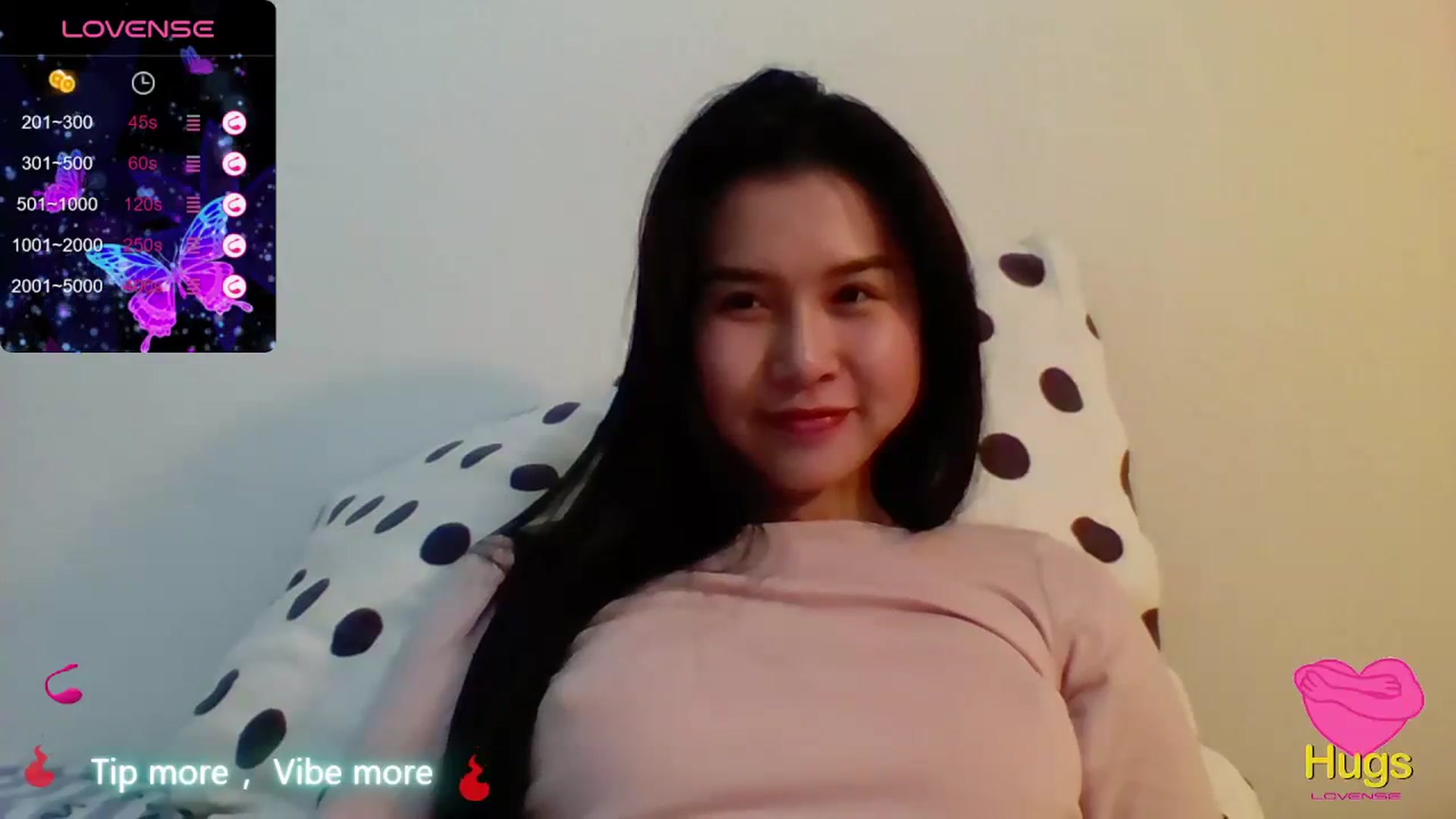 Gallery image thumbnail from Mimowet's myfreecams stream on, 01/20/2024, 15:11 image 3 of 20