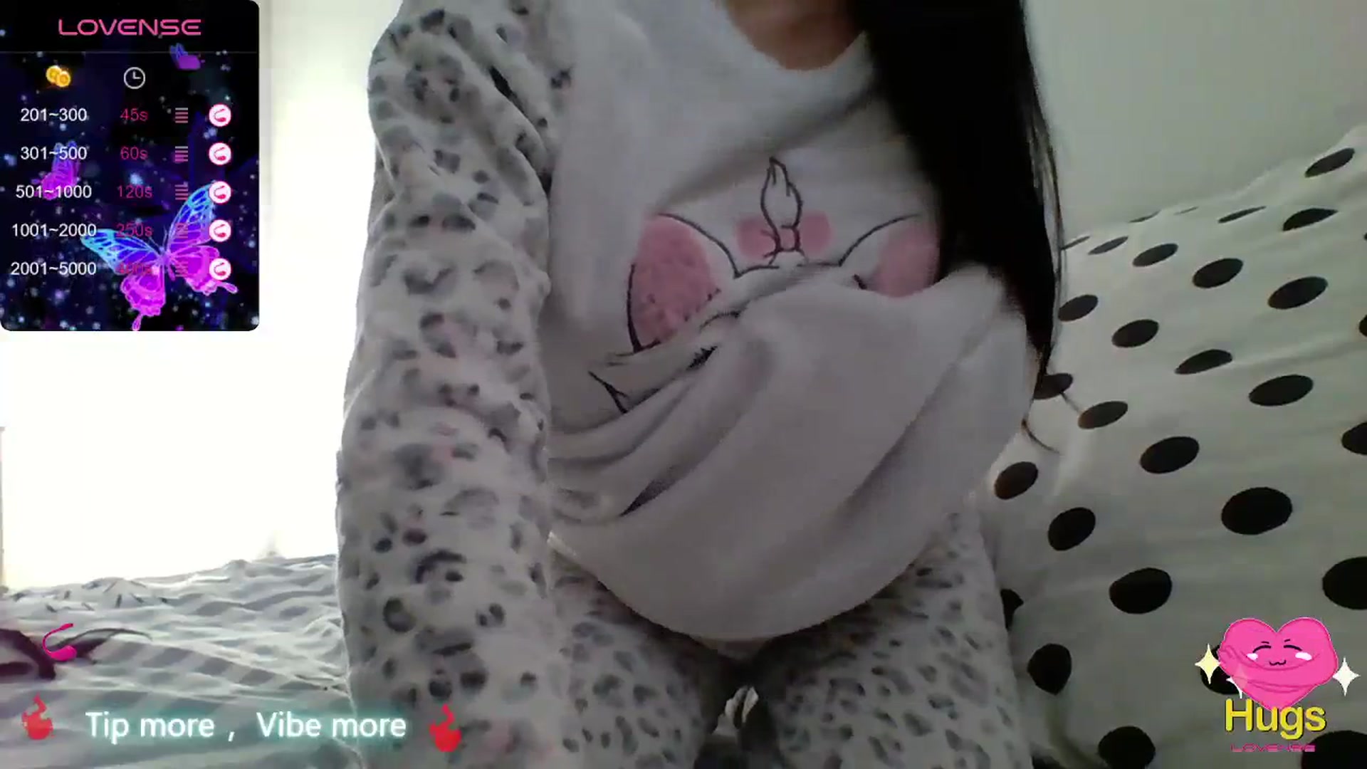 Gallery image thumbnail from Mimowet's myfreecams stream on, 01/29/2024, 11:10 image 14 of 20