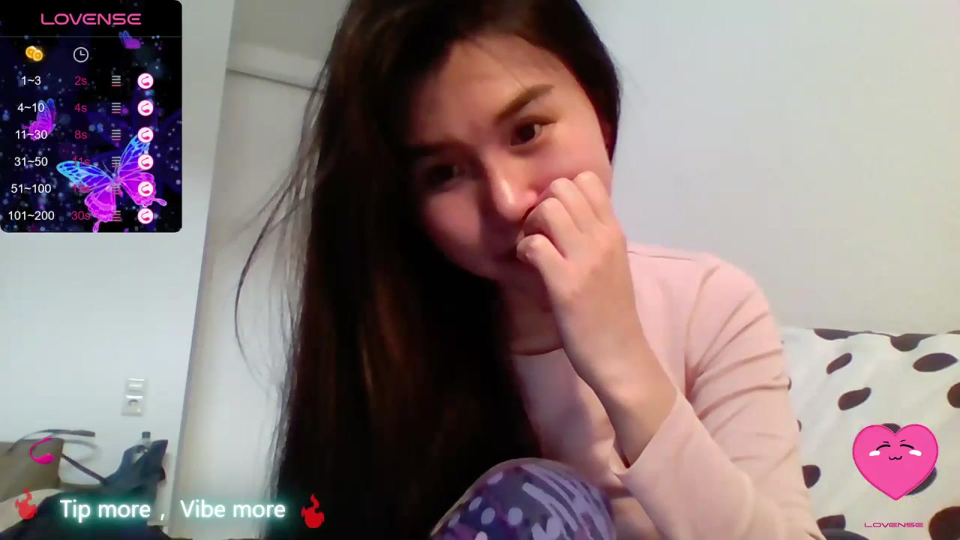 Gallery image thumbnail from Mimowet's myfreecams stream on, 01/31/2024, 11:13 image 18 of 20