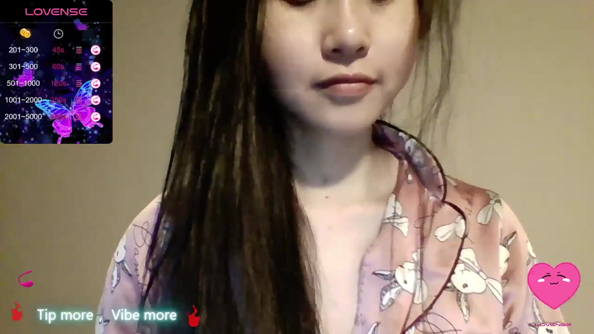 Gallery image thumbnail from Mimowet's myfreecams stream on, 02/04/2024, 17:19 image 7 of 20