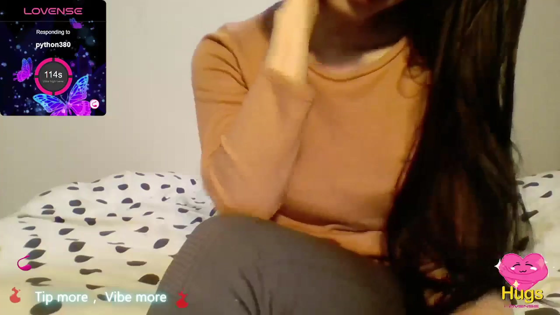 Gallery image thumbnail from Mimowet's myfreecams stream on, 02/11/2024, 11:01 image 15 of 20