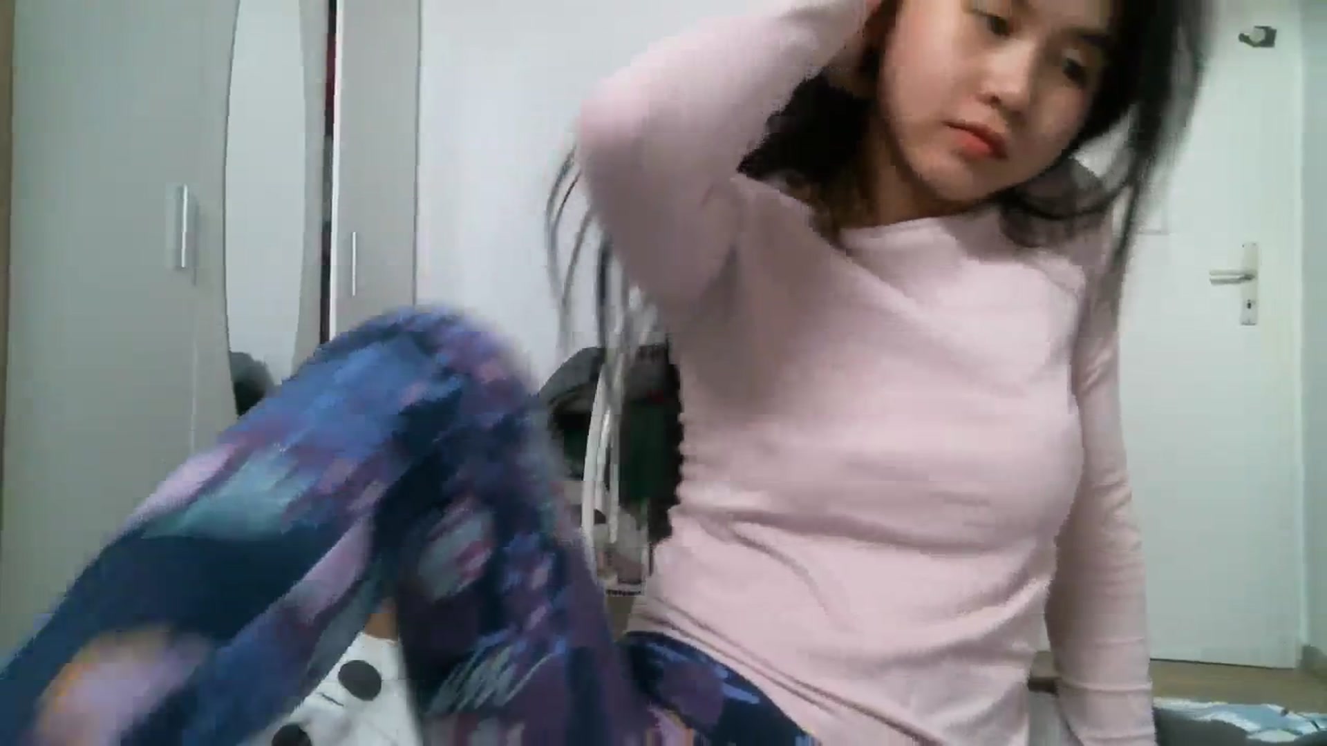 Gallery image thumbnail from Mimowet's myfreecams stream on, 03/06/2024, 15:30 image 20 of 20
