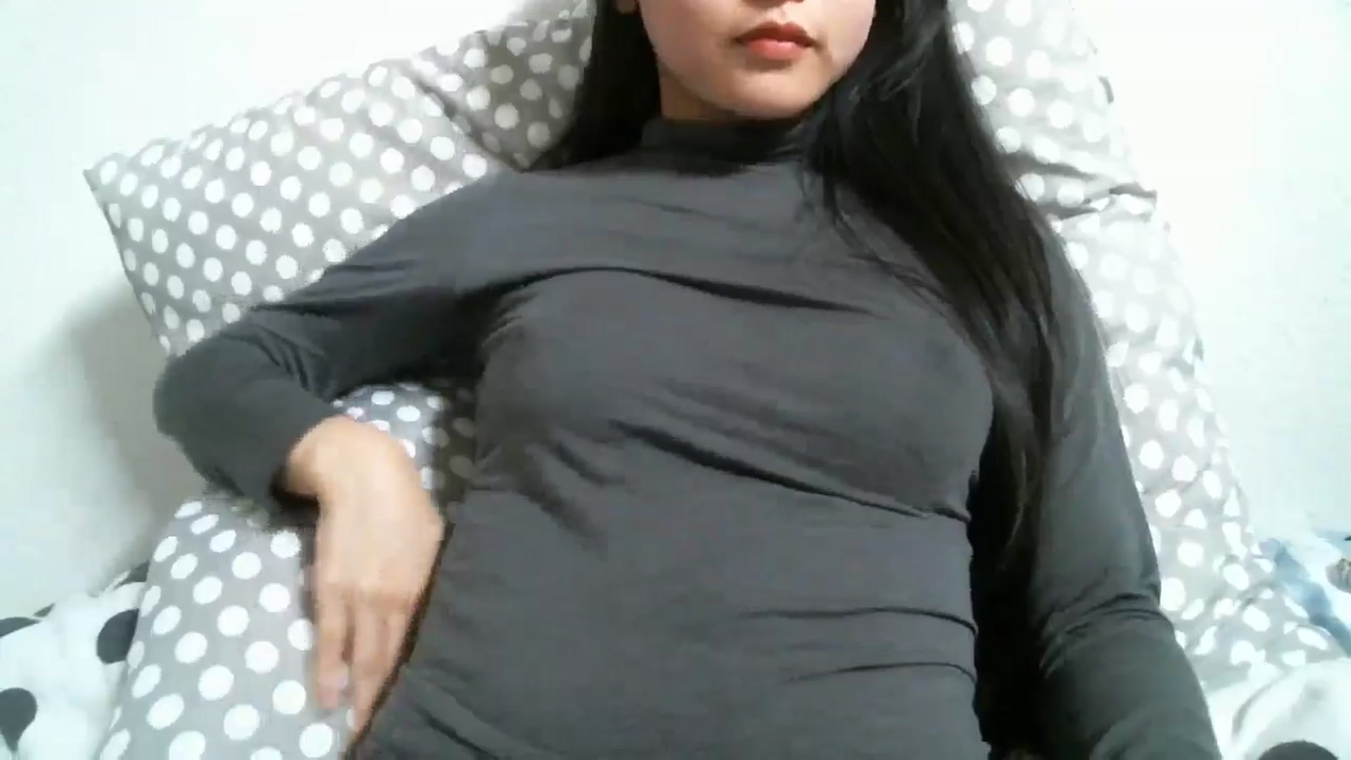 Gallery image thumbnail from Mimowet's myfreecams stream on, 04/26/2024, 13:35 image 17 of 20