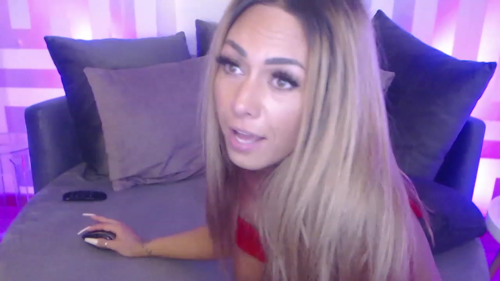 Gallery image thumbnail from MinaBabe's myfreecams stream on, 04/17/2023, 19:32 image 14 of 20