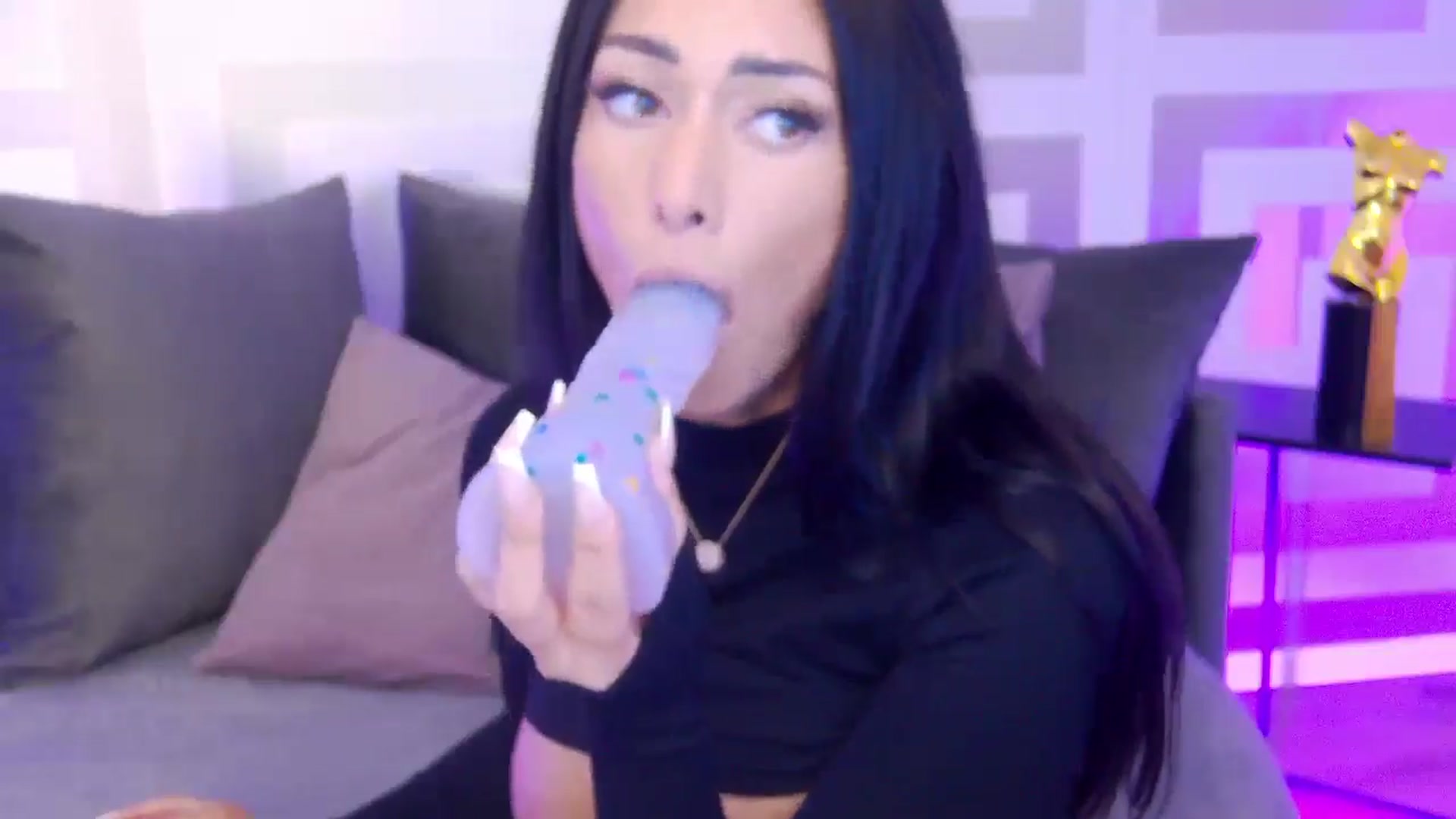 Gallery image thumbnail from MinaBabe's myfreecams stream on, 09/16/2024, 11:18 image 9 of 20