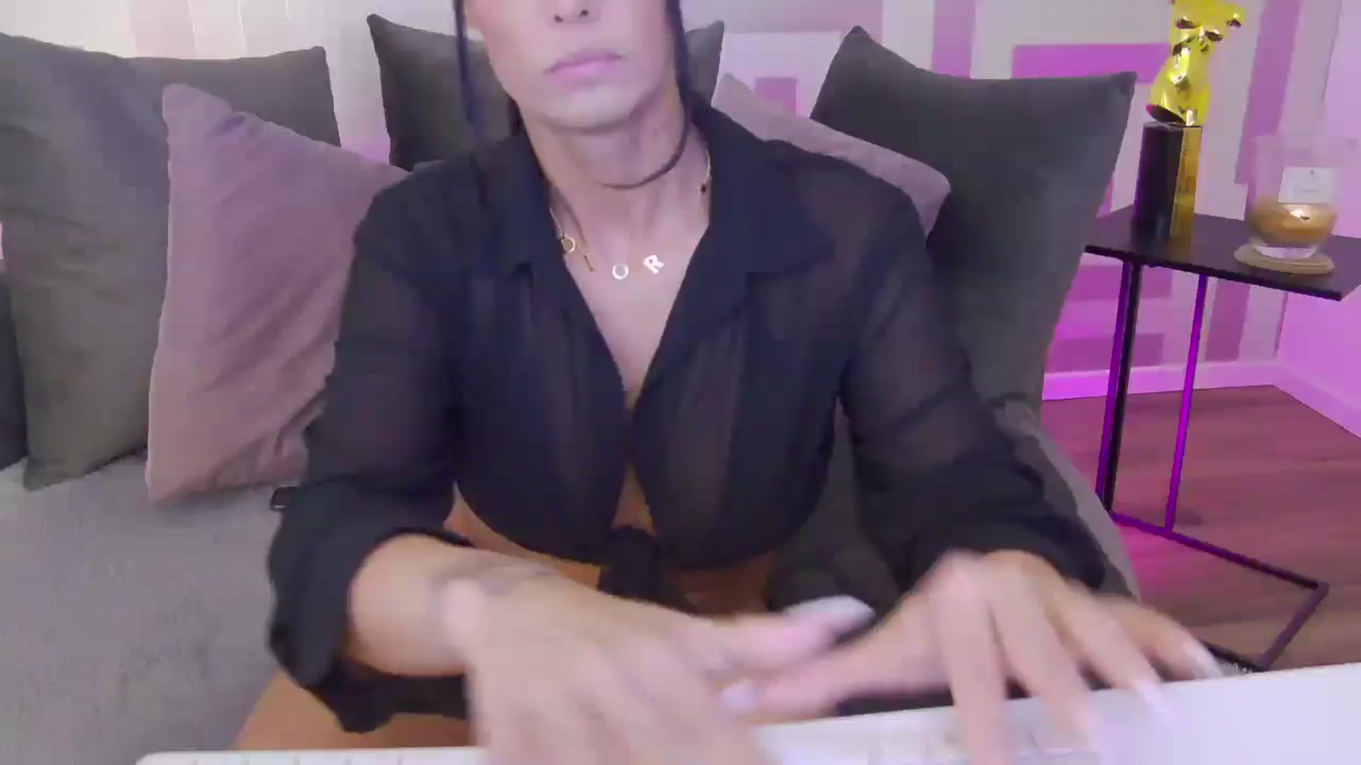 Gallery image thumbnail from MinaBabe's myfreecams stream on, 02/09/2025, 10:51 image 18 of 20