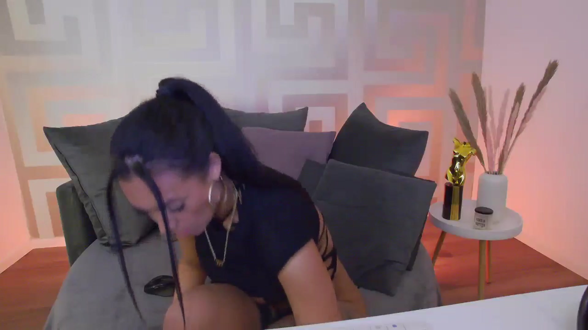 Gallery image thumbnail from MinaBabe's myfreecams stream on, 04/11/2025, 09:57 image 12 of 20