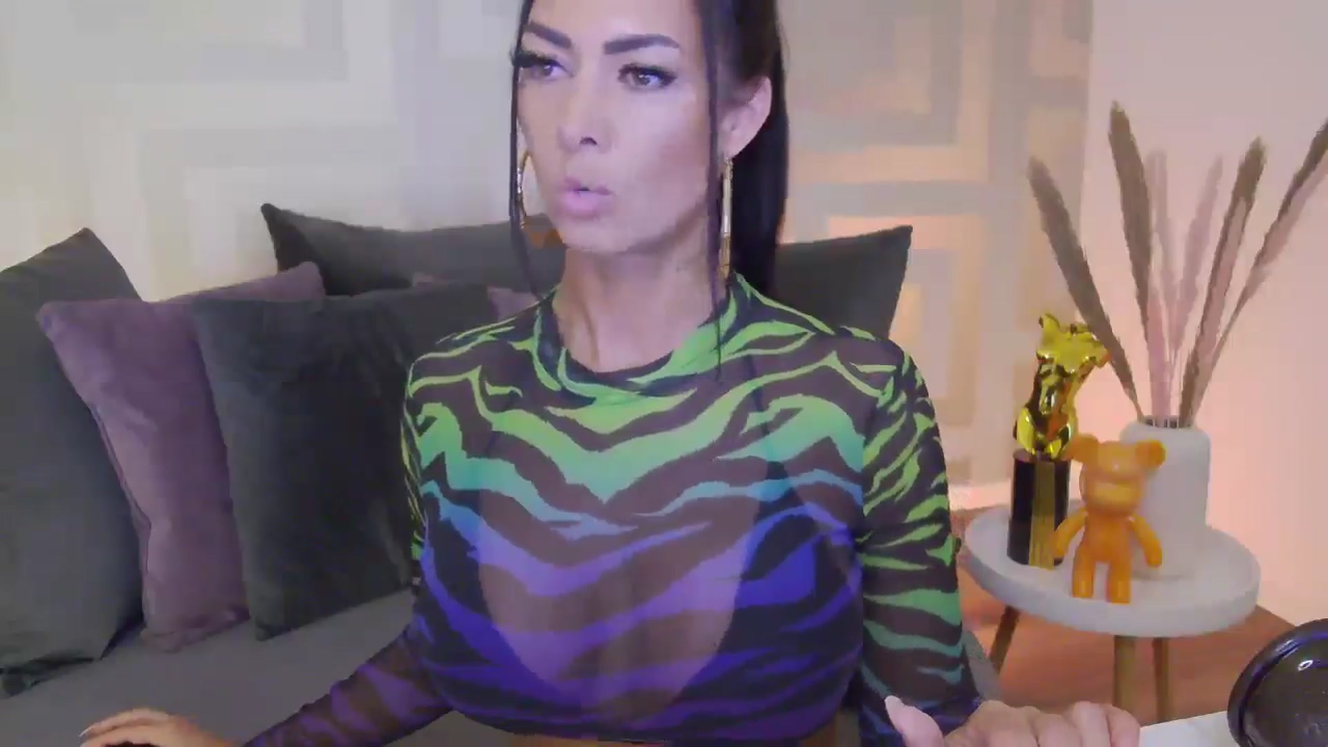 Gallery image thumbnail from MinaBabe's myfreecams stream on, 04/18/2025, 09:49 image 8 of 20