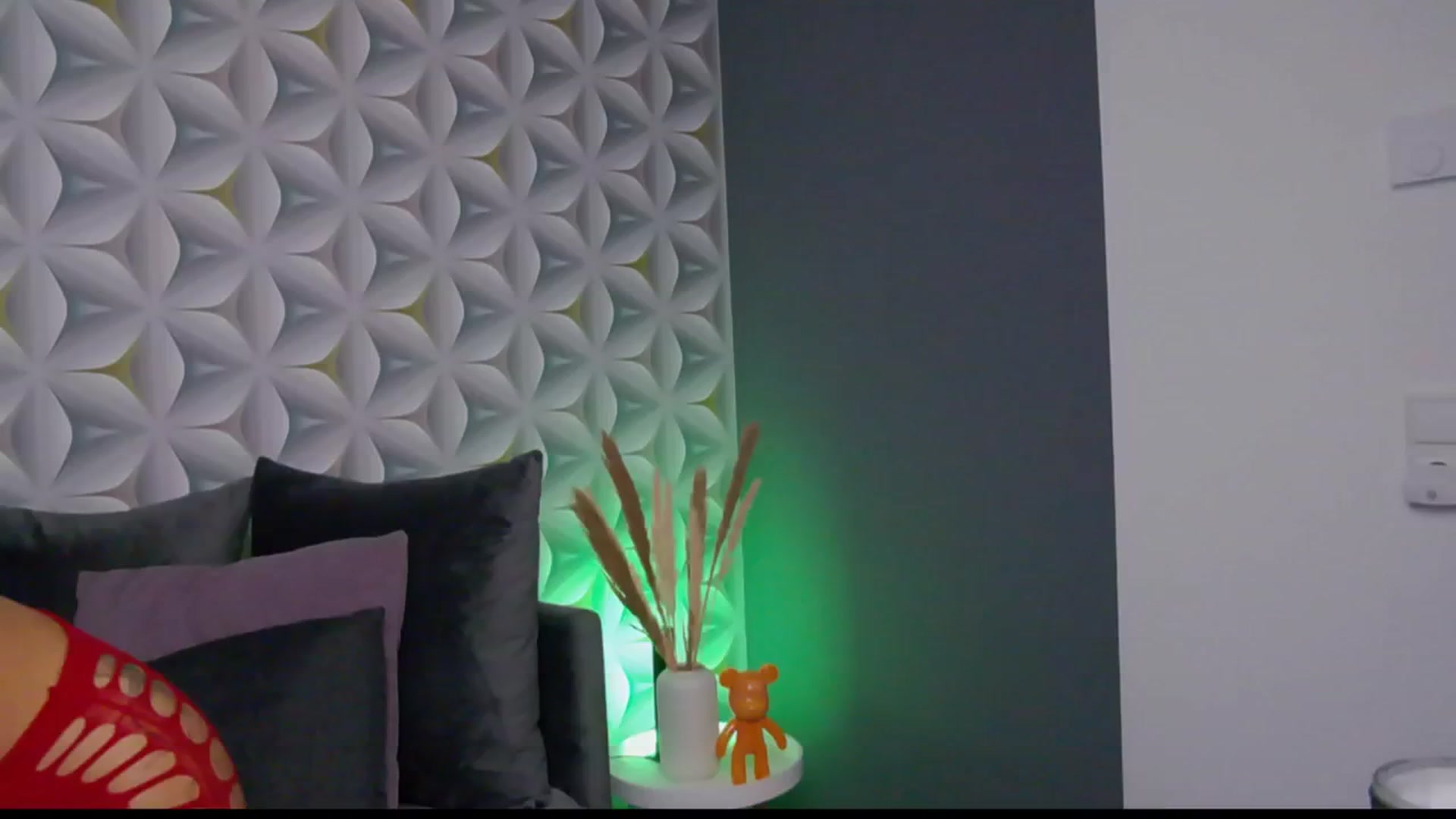 Gallery image thumbnail from MinaBabe's myfreecams stream on, 11/10/2025, 10:18 image 8 of 20
