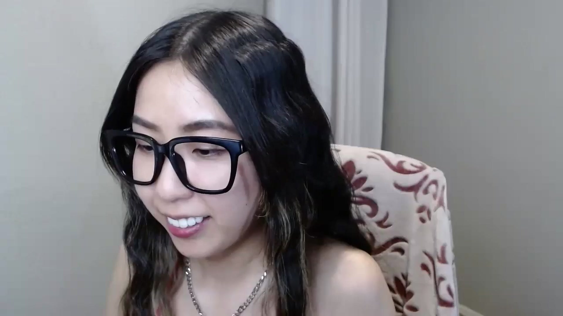 Gallery image thumbnail from MinaBae's myfreecams stream on, 10/16/2024, 07:20 image 3 of 20