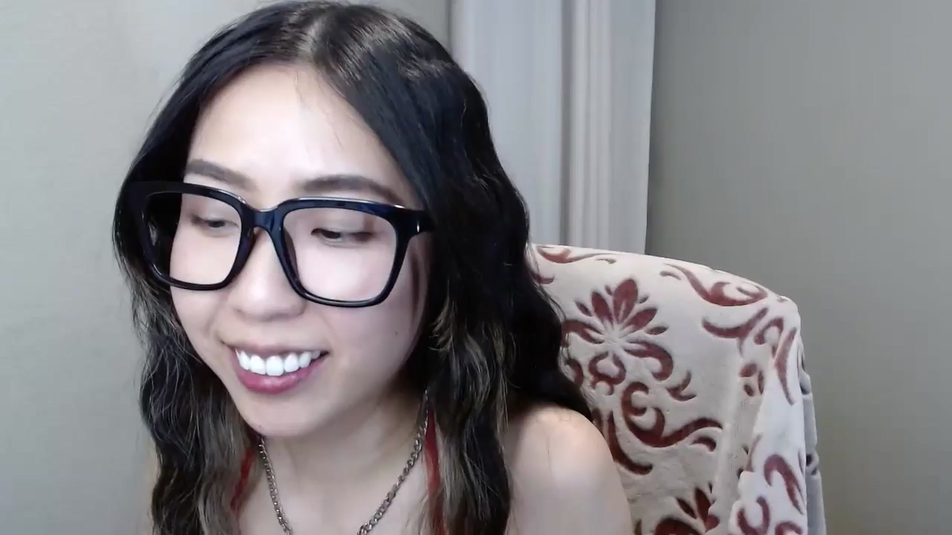 Gallery image thumbnail from MinaBae's myfreecams stream on, 10/16/2024, 07:20 image 1 of 20