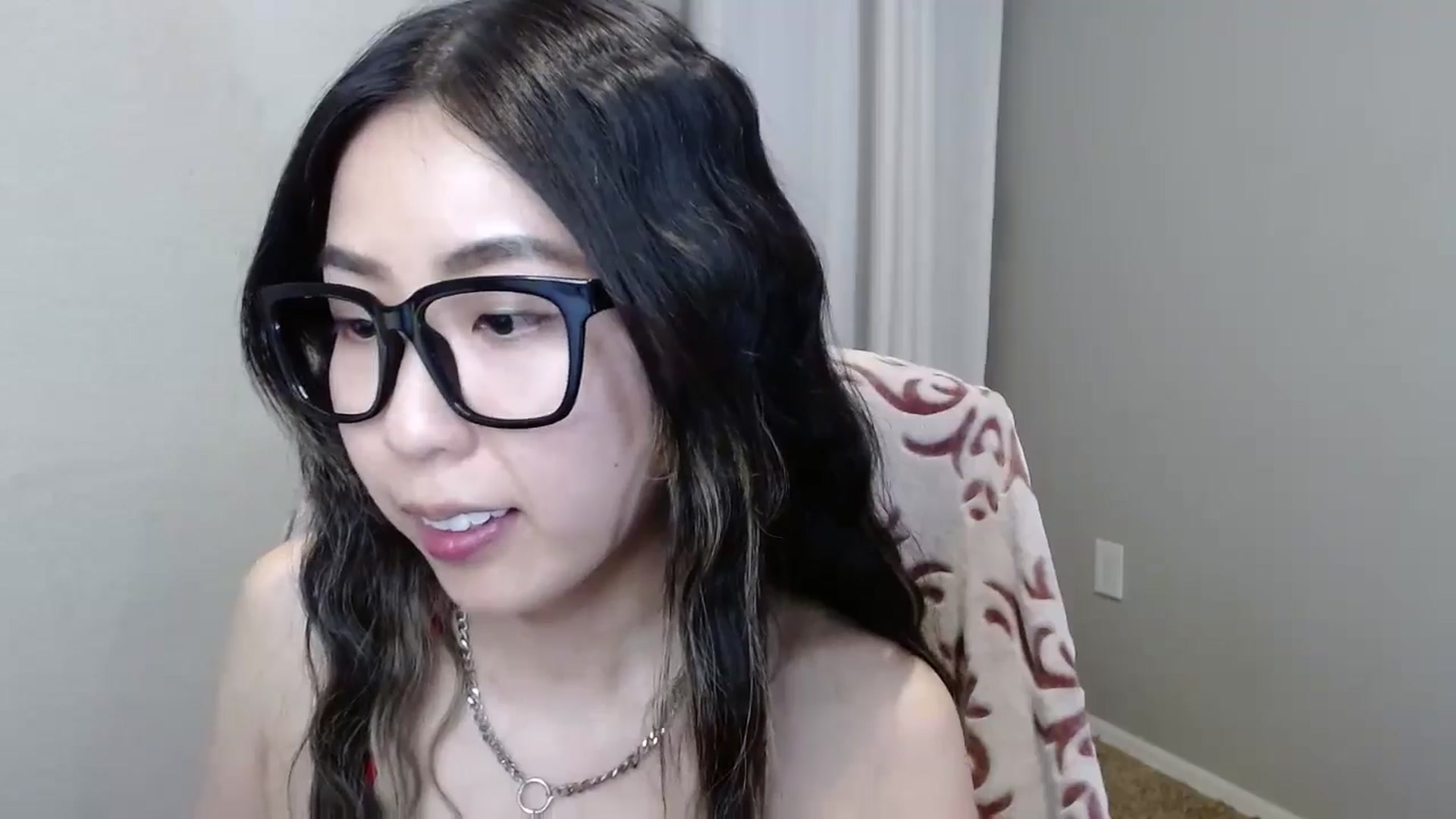 Gallery image thumbnail from MinaBae's myfreecams stream on, 10/16/2024, 07:20 image 12 of 20