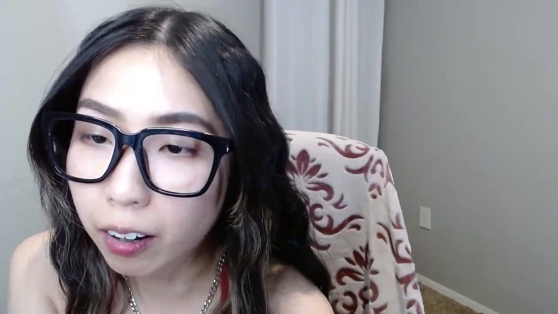 Gallery image thumbnail from MinaBae's myfreecams stream on, 10/16/2024, 07:20 image 11 of 20