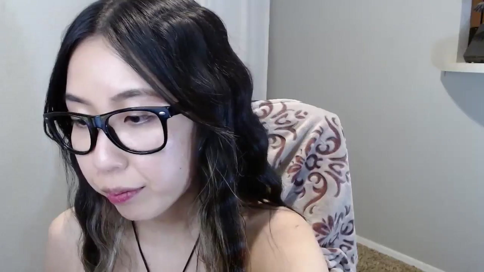 Gallery image thumbnail from MinaBae's myfreecams stream on, 10/23/2024, 07:36 image 14 of 20
