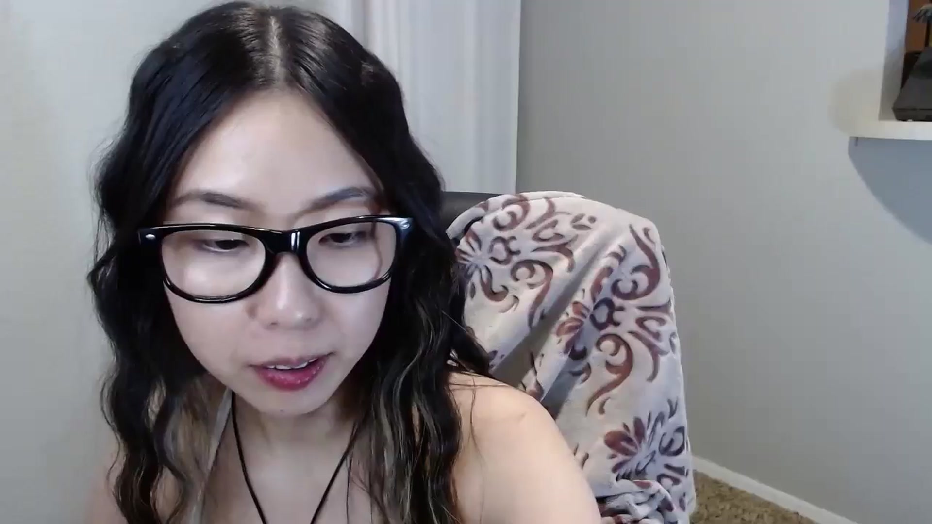 Gallery image thumbnail from MinaBae's myfreecams stream on, 10/23/2024, 07:36 image 16 of 20