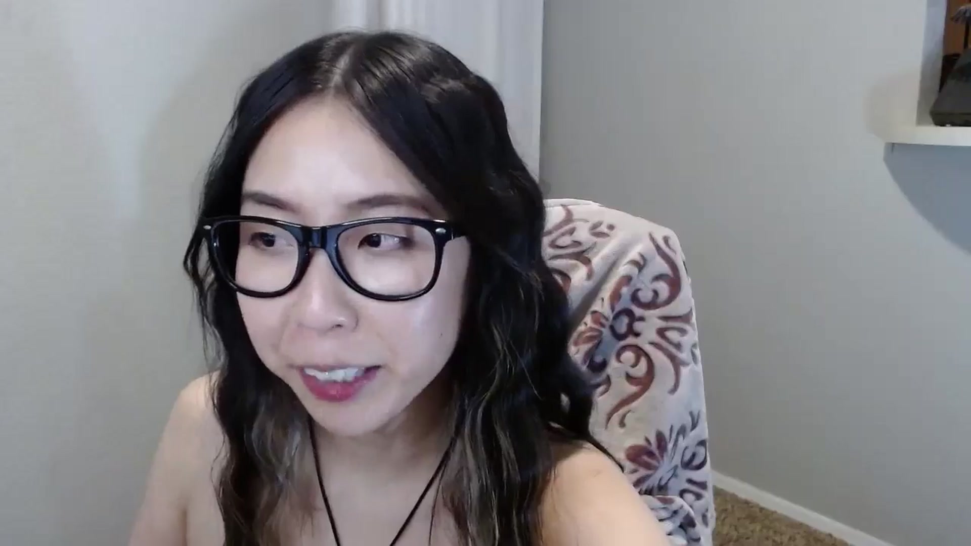 Gallery image thumbnail from MinaBae's myfreecams stream on, 10/23/2024, 07:36 image 10 of 20